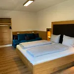 Апартаменты Haus Weissbacher