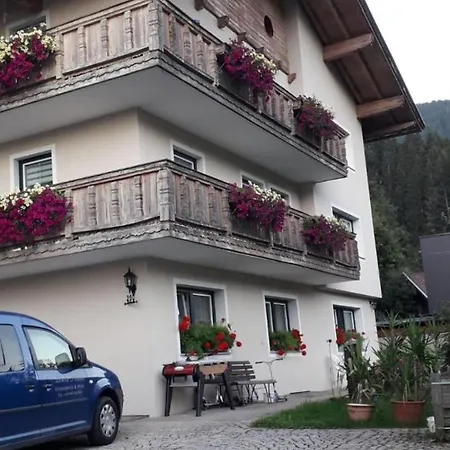 Apartment Haus Weissbacher *